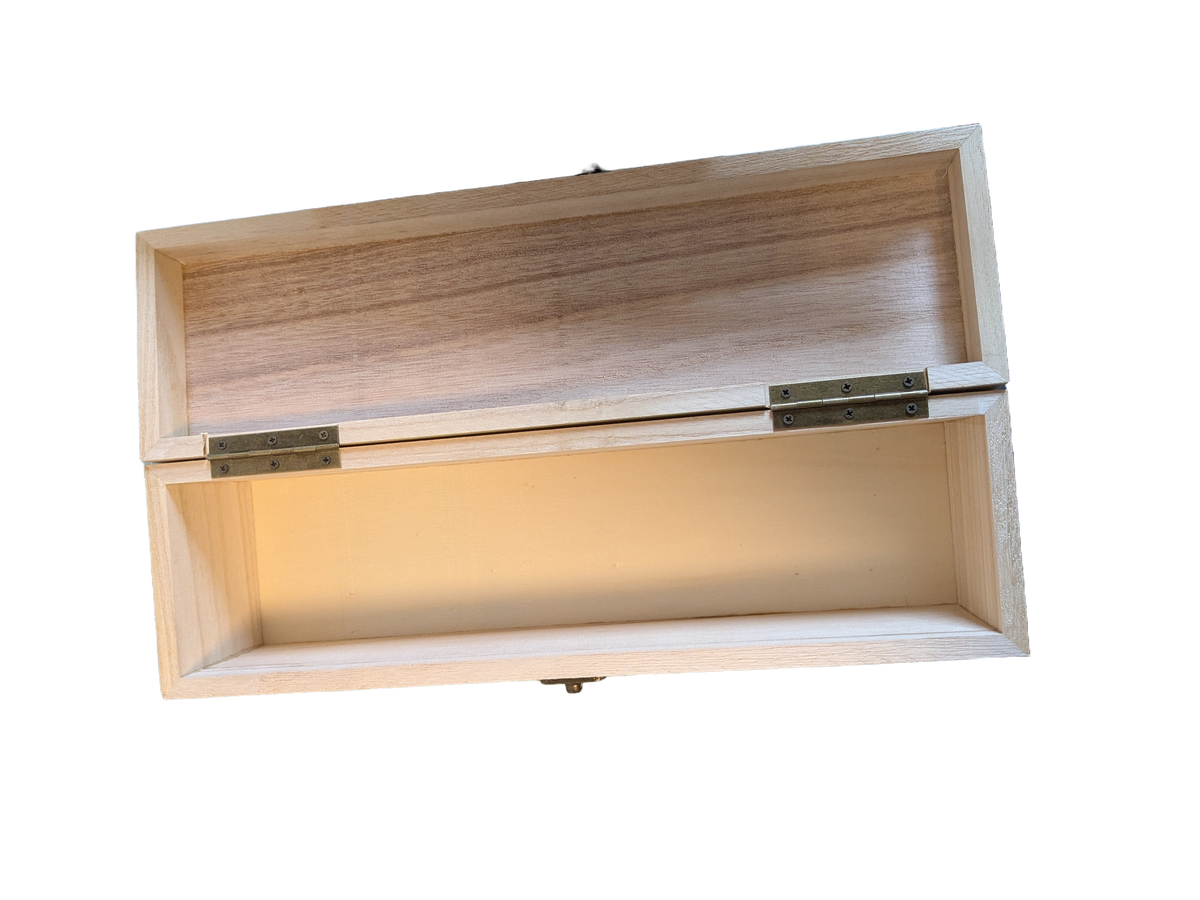 Wine Box (open lid with clasp)