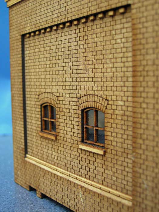 Type 5 Size D Tall LNWR Signal Box - in 4mm