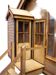 Type 5 Size D Tall LNWR Signal Box - in 4mm