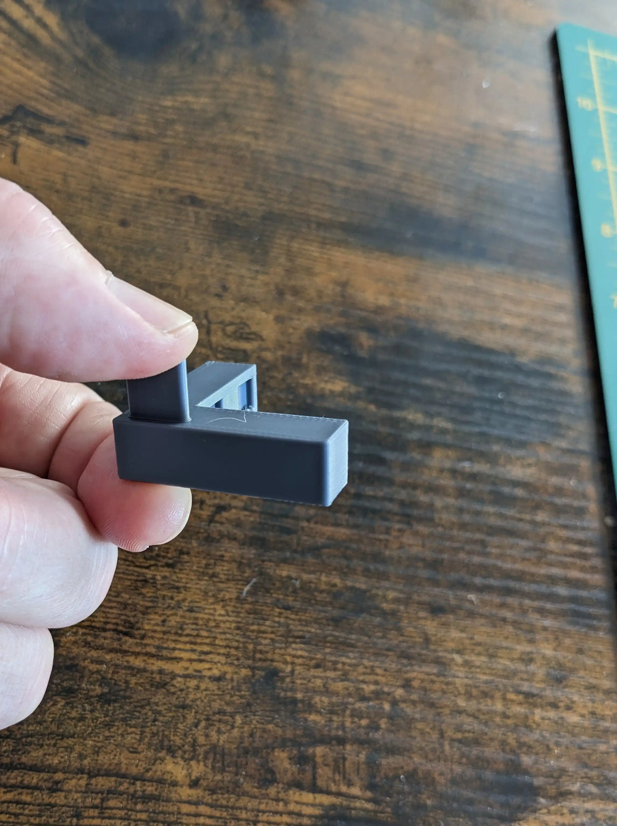 Model Grip Scale