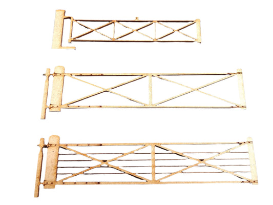 Level Crossing Gates - in 7mm